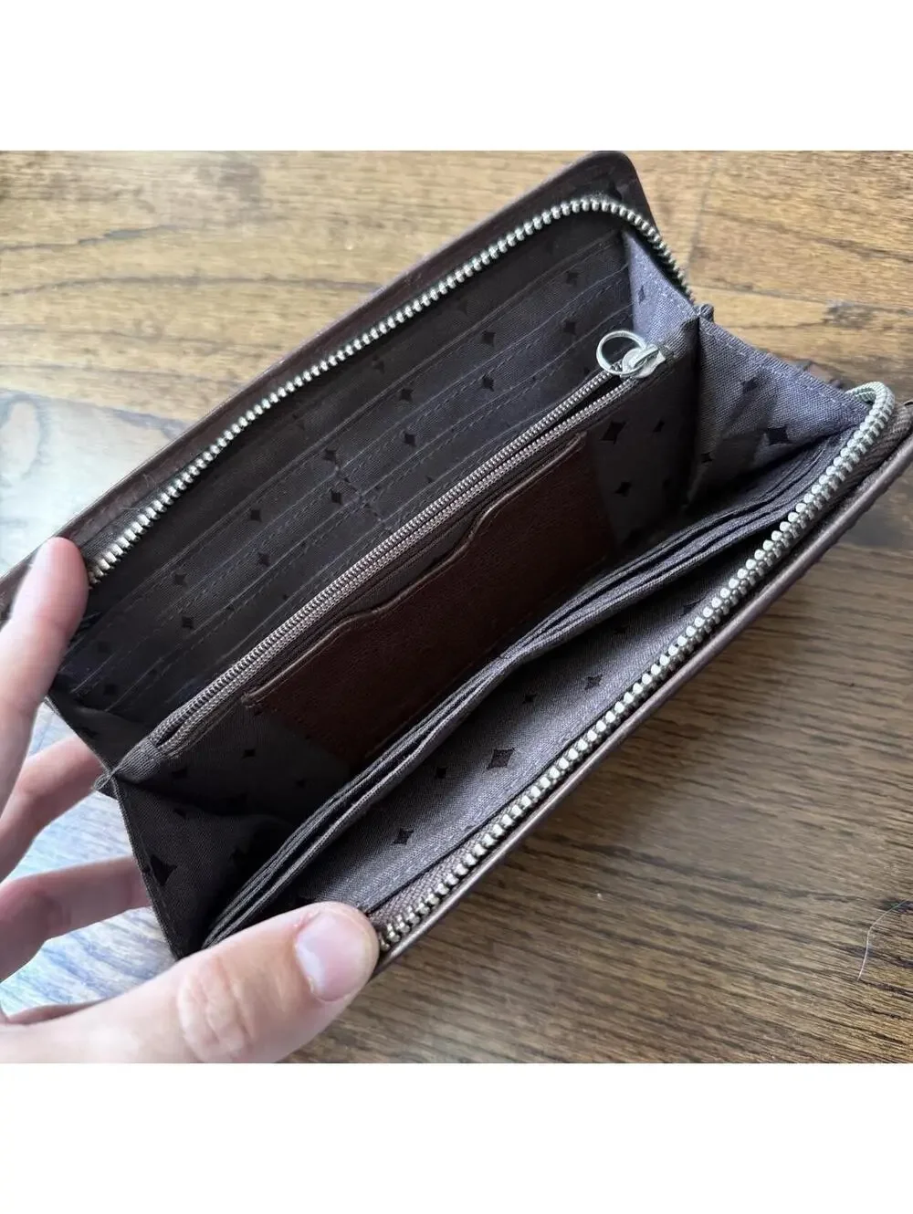 Fossil Monogram Jacquard Wallet 🤎